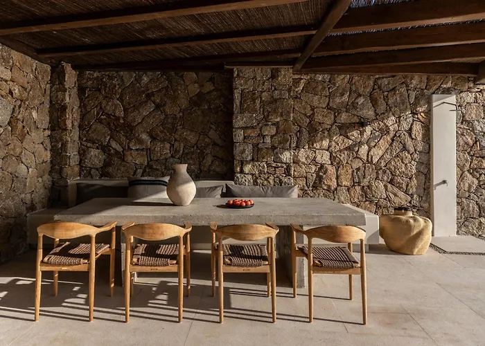 The Skyvilla Mykonos - A Landmark With Breathtaking Views Of The Psarou Bay *