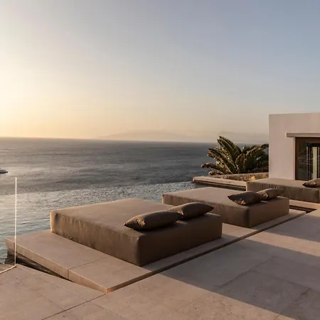 Вилла The Skyvilla Mykonos - A Landmark With Breathtaking Views Of The Psarou Bay Платис Ялос